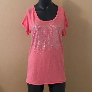 Victoria’s Secret Pink tee!
